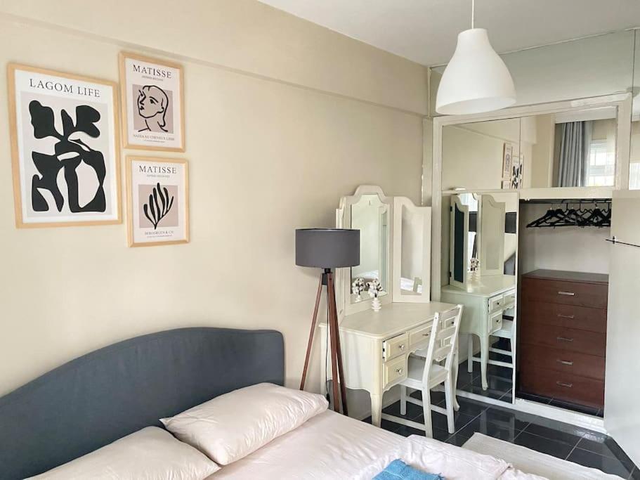 Comfy - Spacious Flat On The Kadikoey Seaside Apartment Istanbul Bagian luar foto